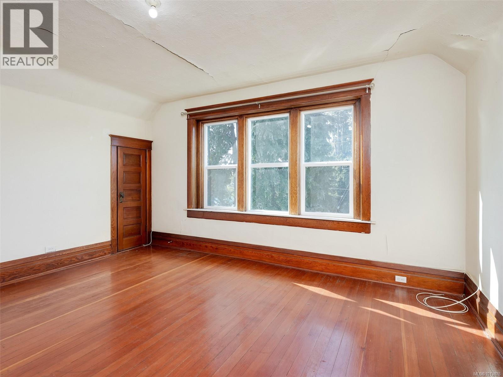 1250 Fairfield Rd, Victoria, British Columbia  V8V 3B5 - Photo 22 - 1013876