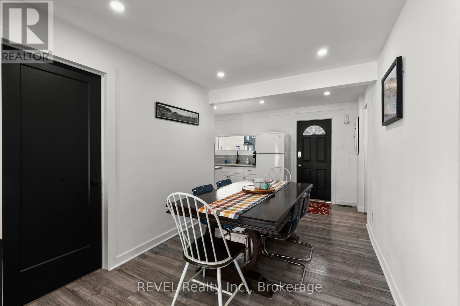 313 Ridgeway Road, Fort Erie, Ontario  L0S 1B0 - Photo 11 - X12414783