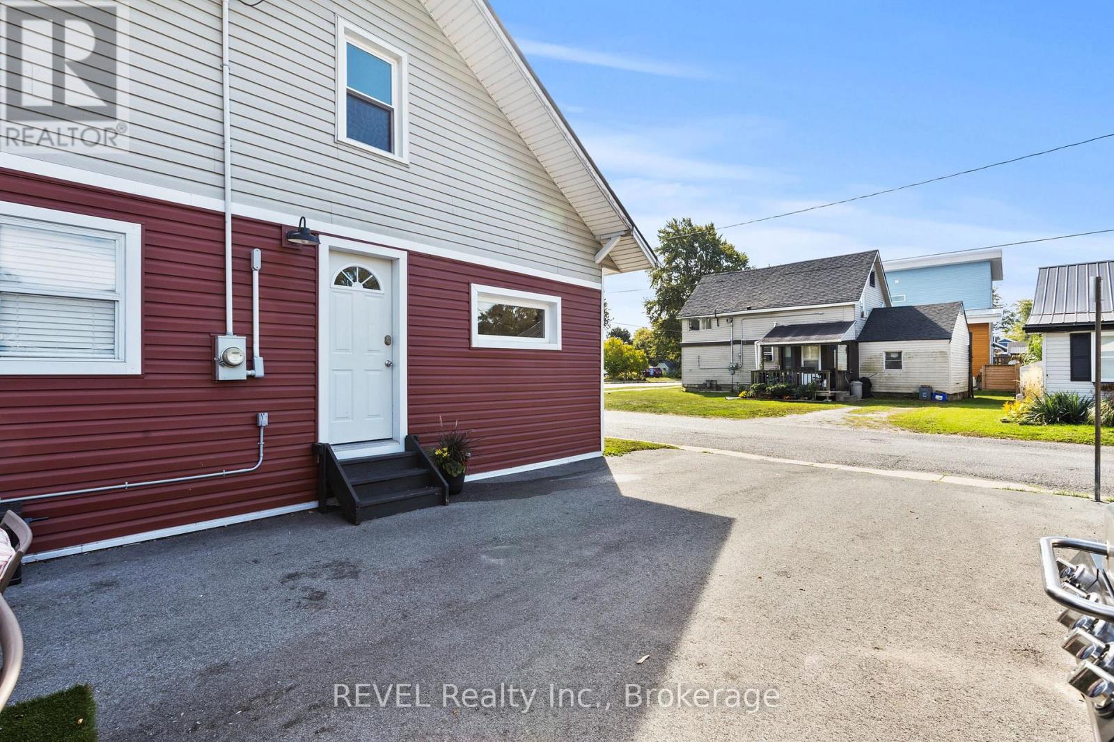 313 Ridgeway Road, Fort Erie, Ontario  L0S 1B0 - Photo 29 - X12414783