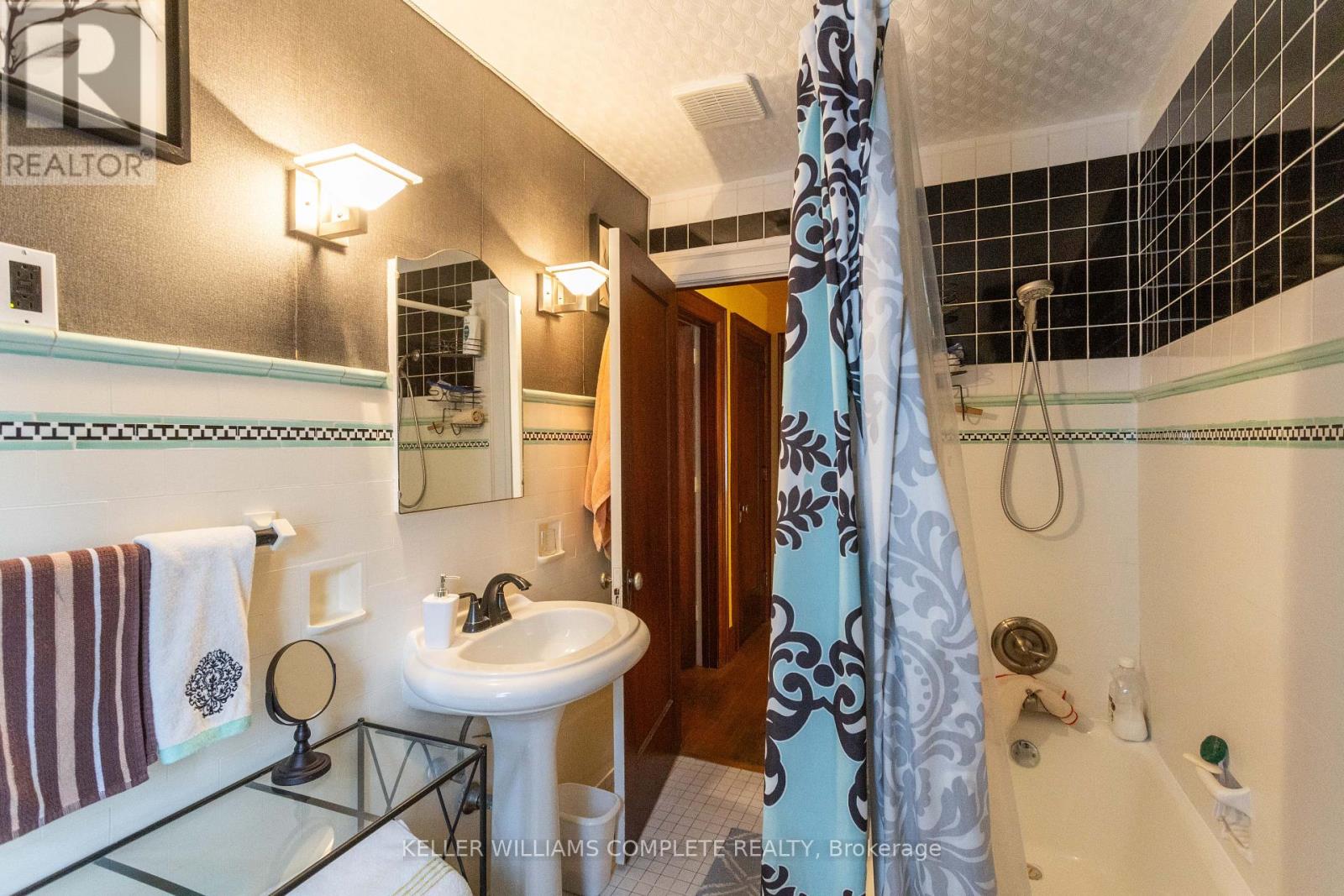 52 Balmoral Avenue S, Hamilton, Ontario  L8M 3J9 - Photo 19 - X12414787