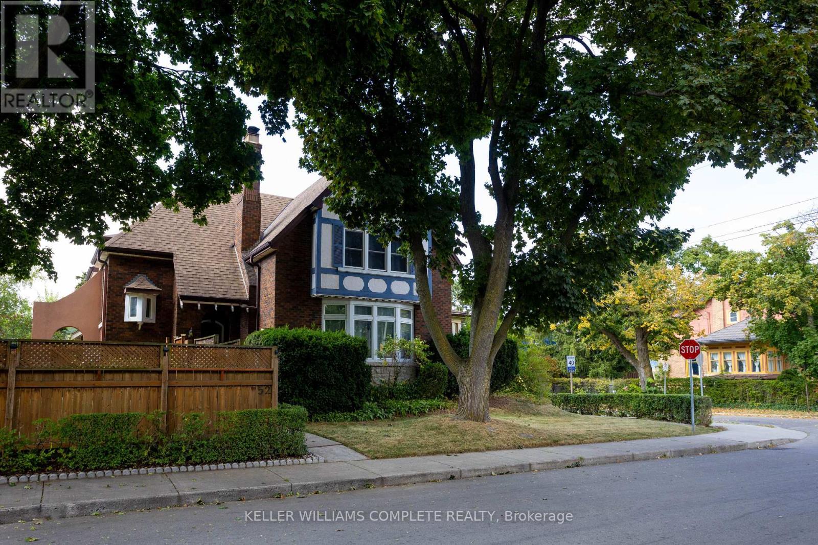 52 Balmoral Avenue S, Hamilton, Ontario  L8M 3J9 - Photo 4 - X12414787