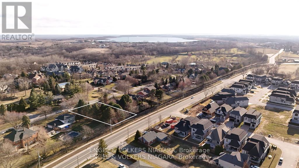 6542 January Drive, Niagara Falls, Ontario  L2J 4J4 - Photo 5 - X12414845