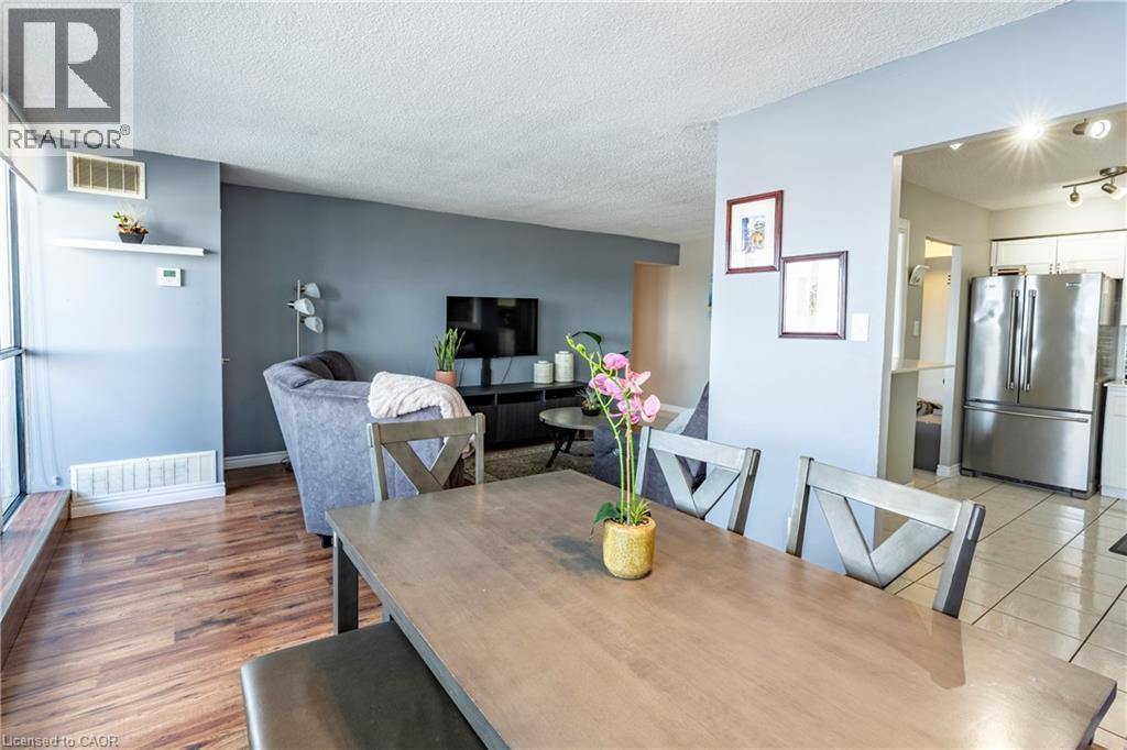 375 King Street N Unit# 2002, Waterloo, Ontario  N2J 4L6 - Photo 3 - 40771497