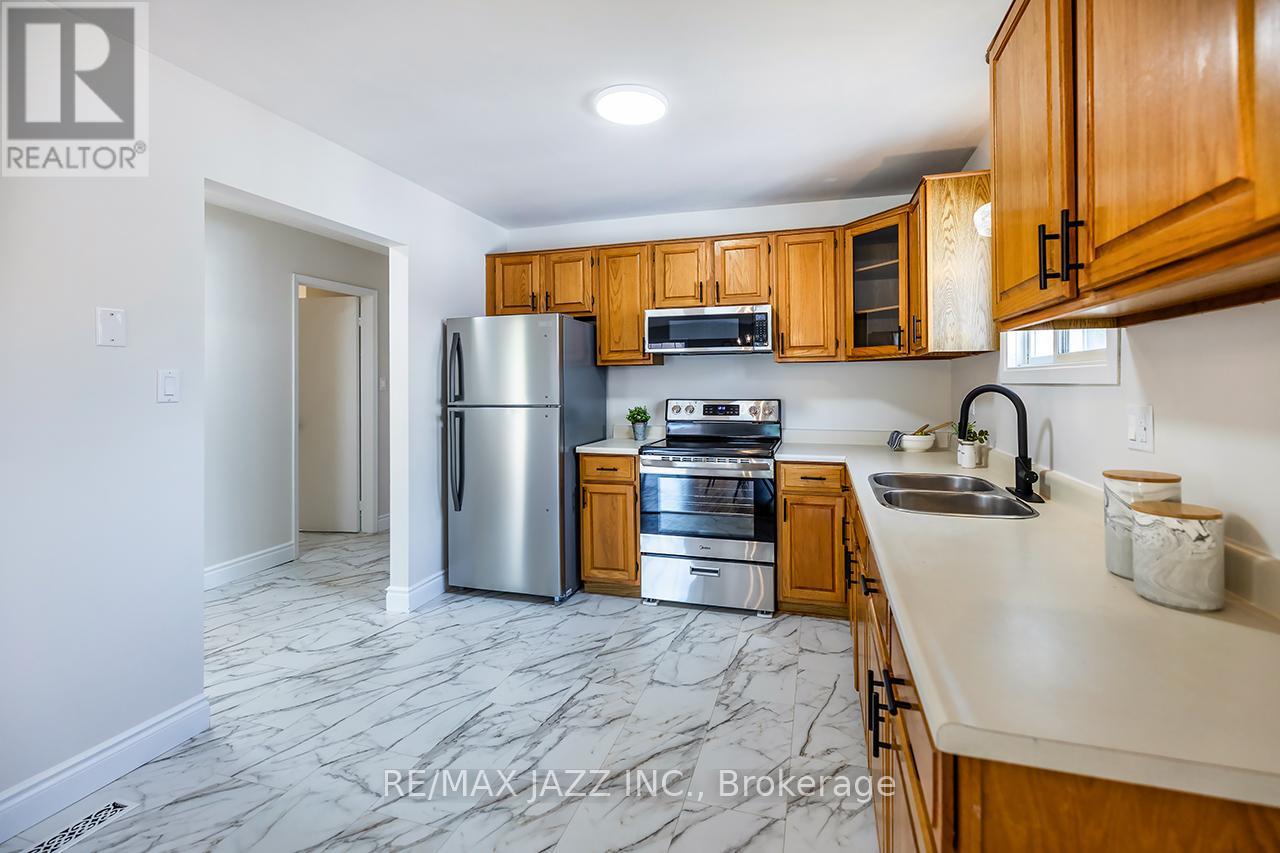 356 Verdun Road, Oshawa, Ontario  L1H 5T5 - Photo 6 - E12414858