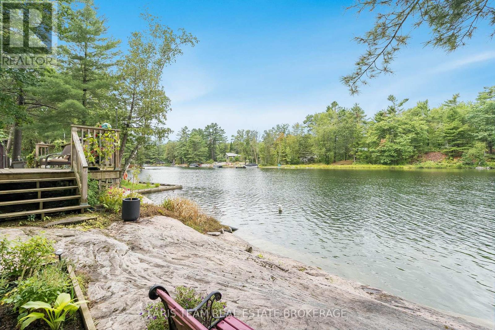 8060 Oakridge Drive, Severn (Washago), Ontario  L0K 2B0 - Photo 27 - S12414669