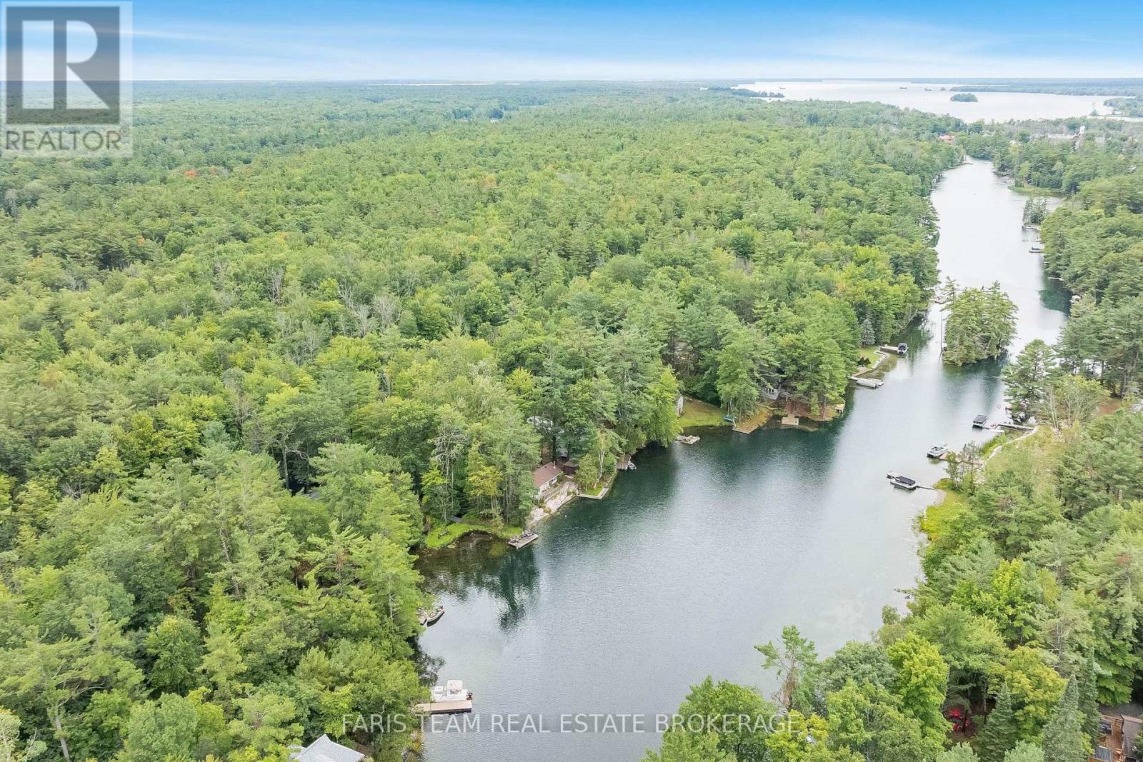 8060 Oakridge Drive, Severn (Washago), Ontario  L0K 2B0 - Photo 32 - S12414669