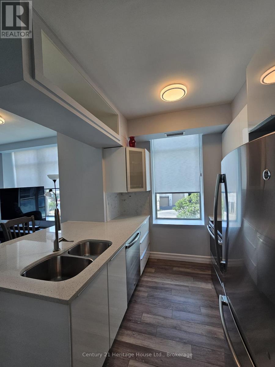 312 - 5 Marine Parade Drive, Toronto (Mimico), Ontario  M8V 4B4 - Photo 5 - W12414866