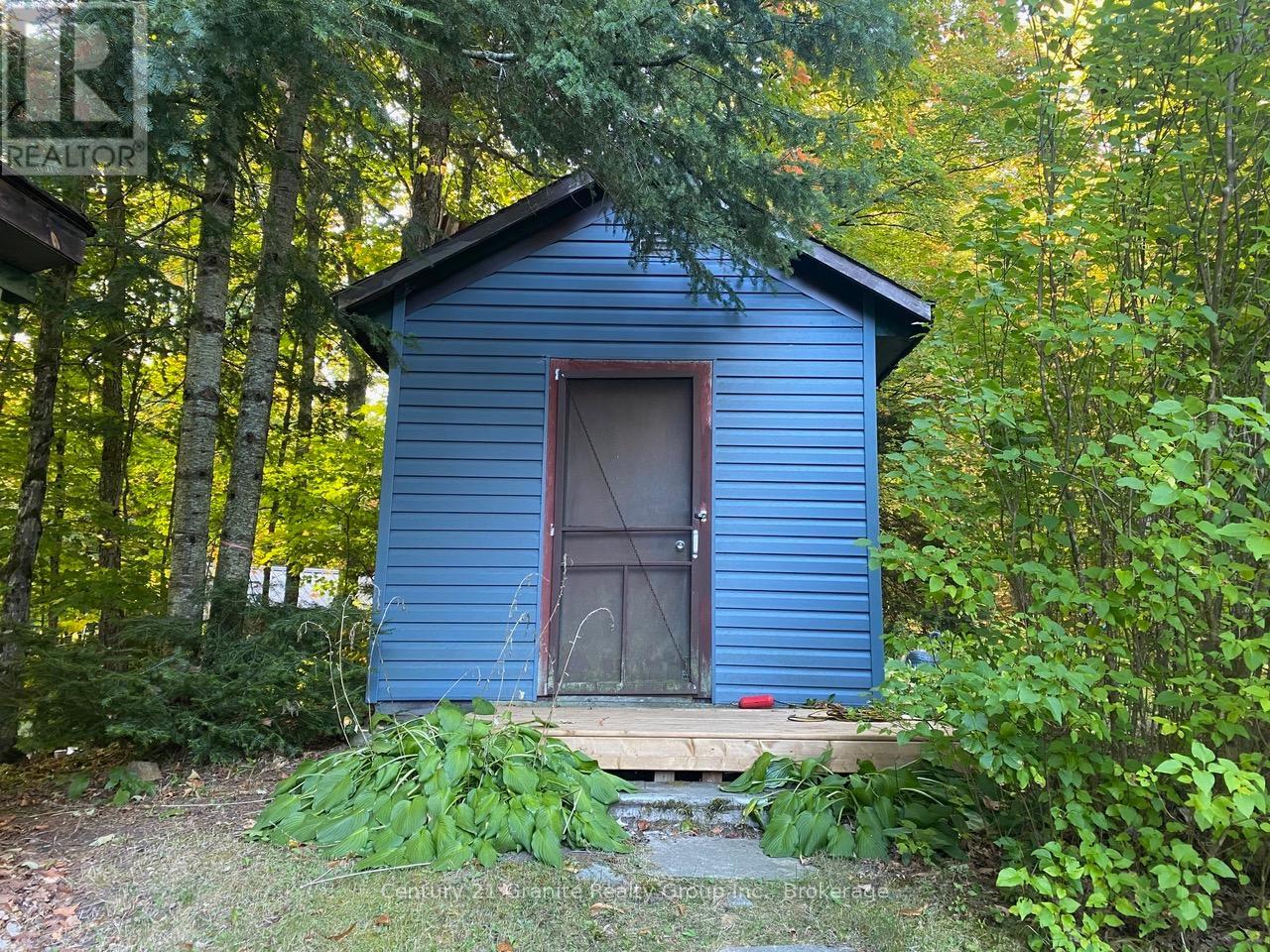 1052 Kensington Road, Dysart Et Al, Ontario  K0M 1S0 - Photo 21 - X12414831