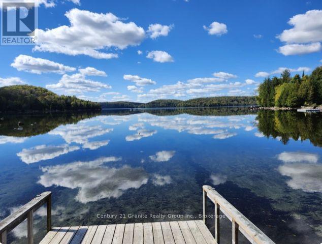 1052 Kensington Road, Dysart Et Al, Ontario  K0M 1S0 - Photo 39 - X12414831