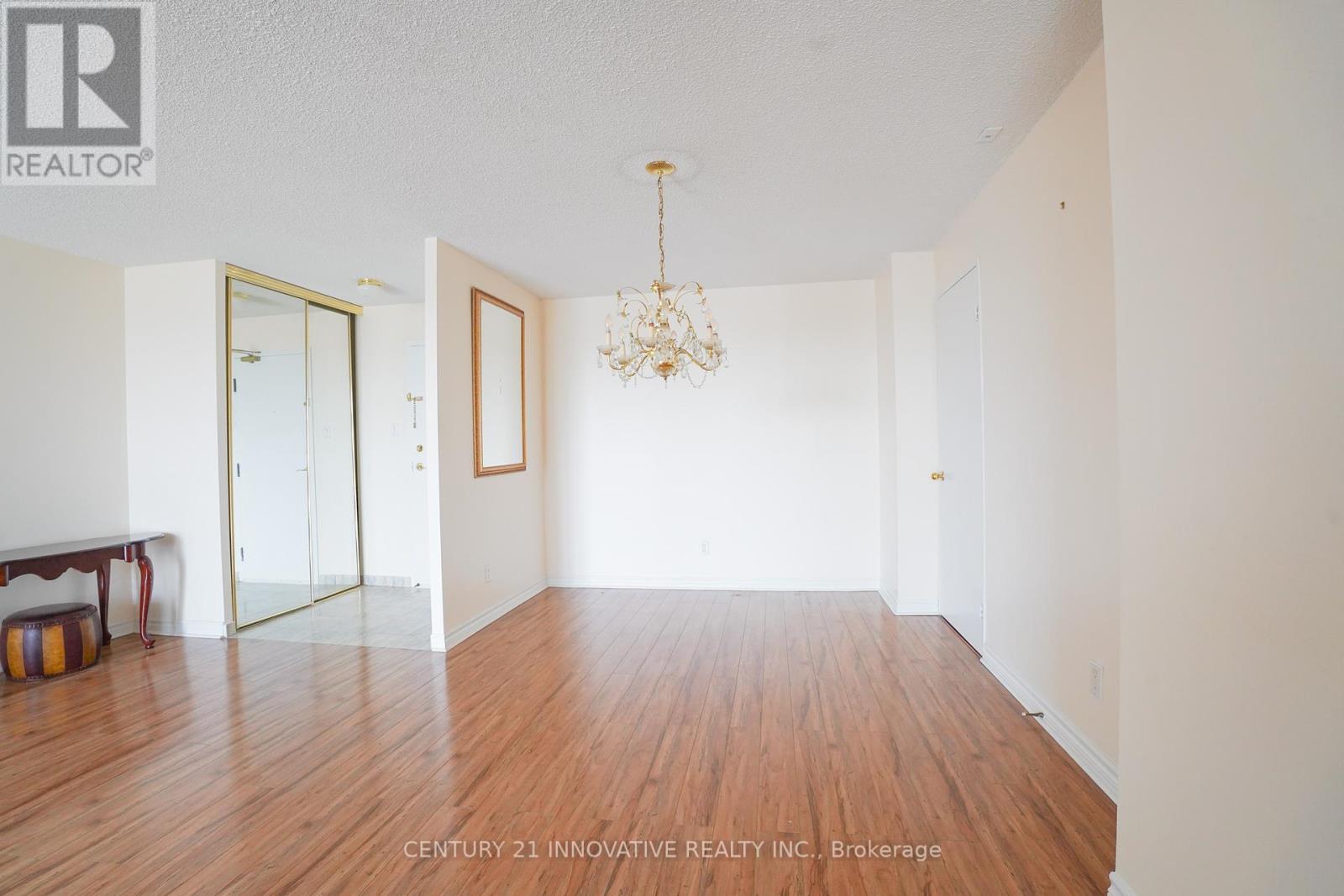 916 - 11753 Sheppard Avenue E, Toronto, Ontario  M1B 5M3 - Photo 4 - E12412486