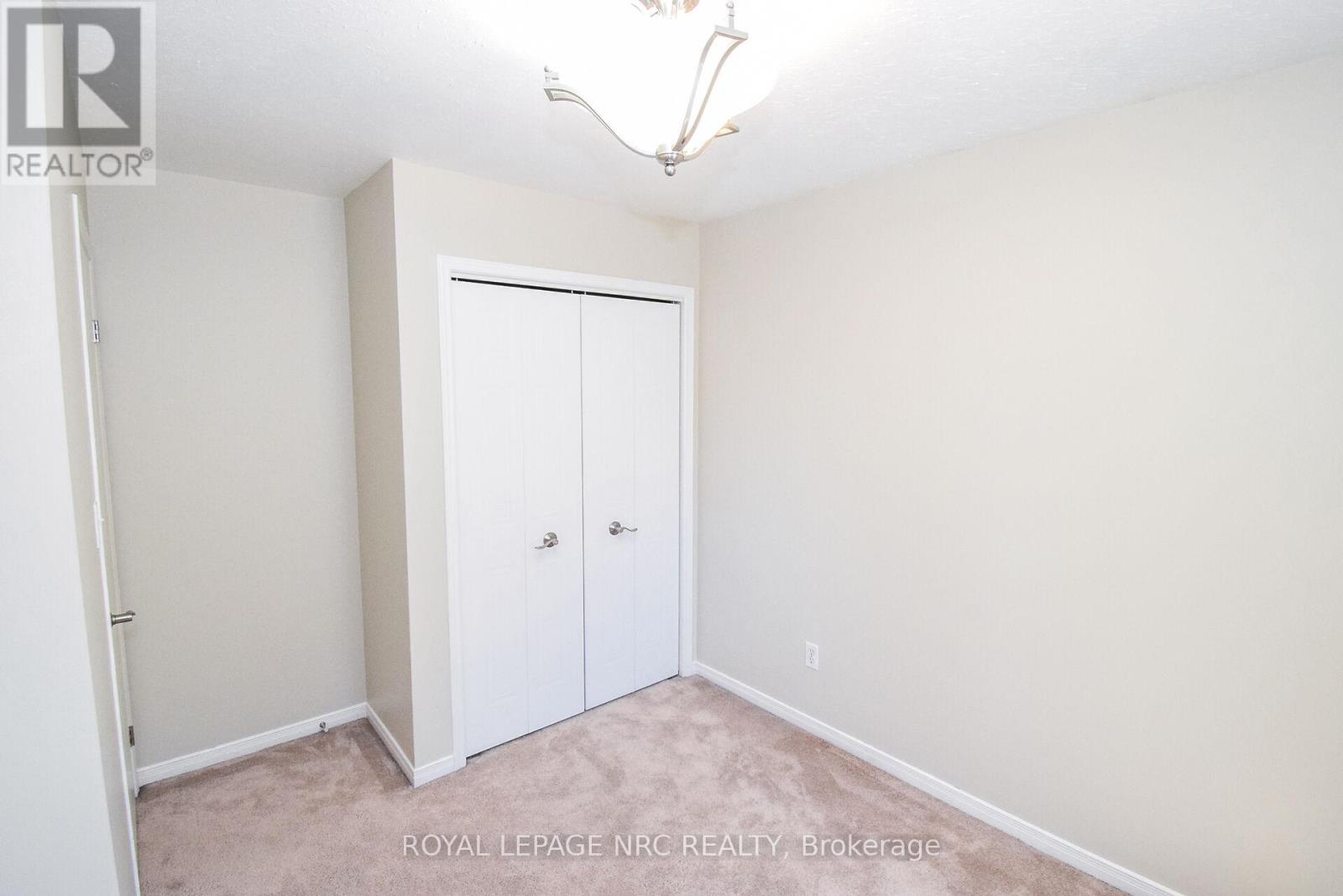 4974 Windgate Drive E, Niagara Falls, Ontario  L2H 2Z7 - Photo 24 - X12414835