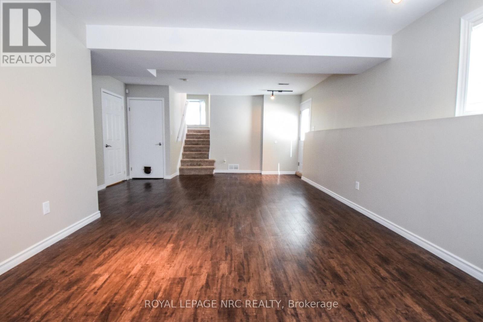 4974 Windgate Drive E, Niagara Falls, Ontario  L2H 2Z7 - Photo 29 - X12414835