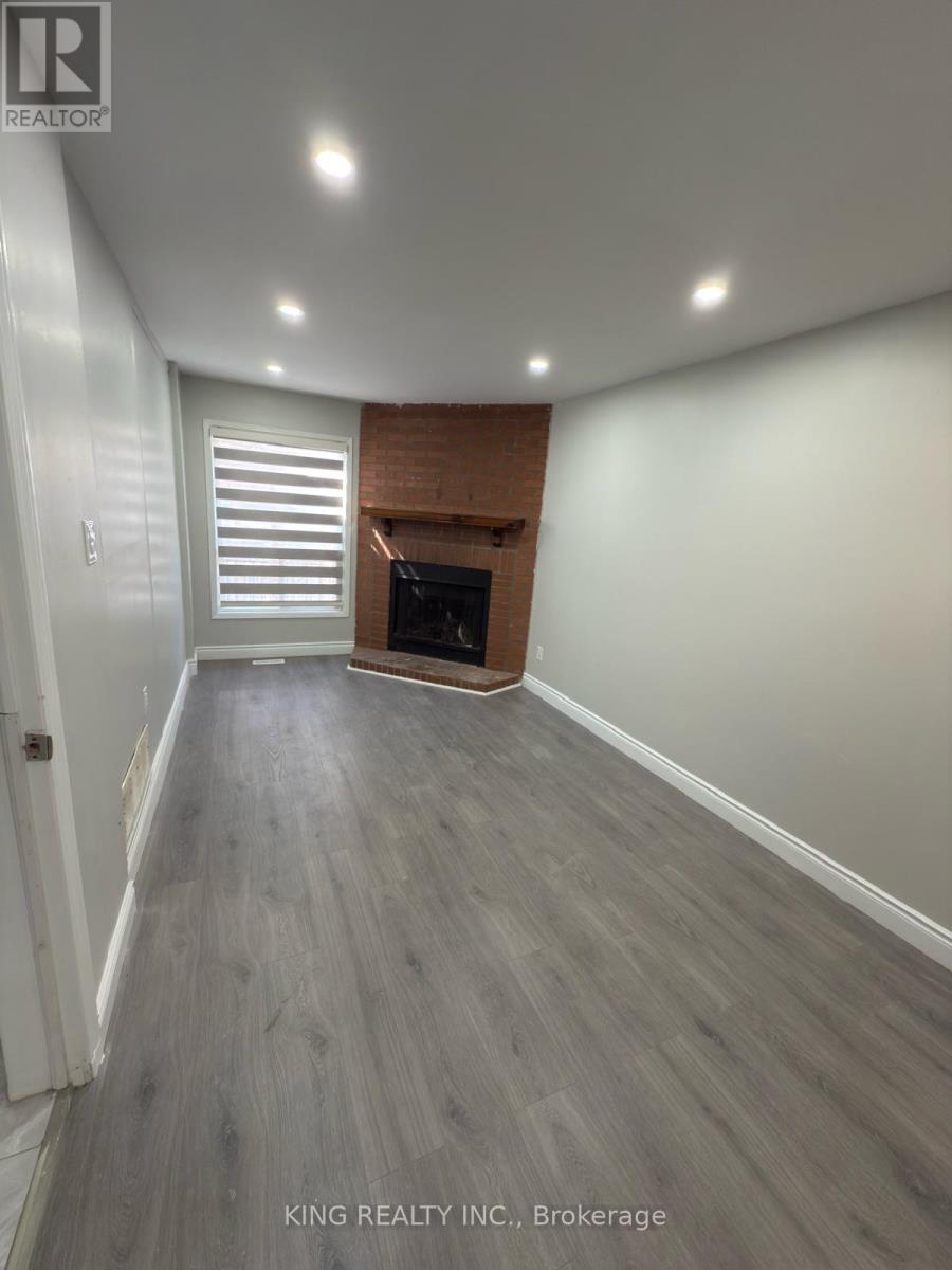 7 Clydesdale Circle, Brampton, Ontario  L6Y 3R4 - Photo 15 - W12414633