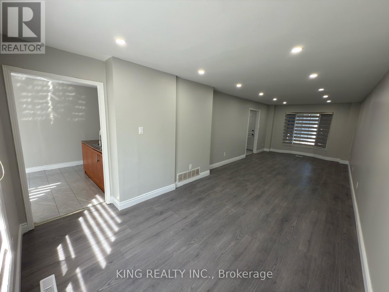 7 Clydesdale Circle, Brampton, Ontario  L6Y 3R4 - Photo 21 - W12414633