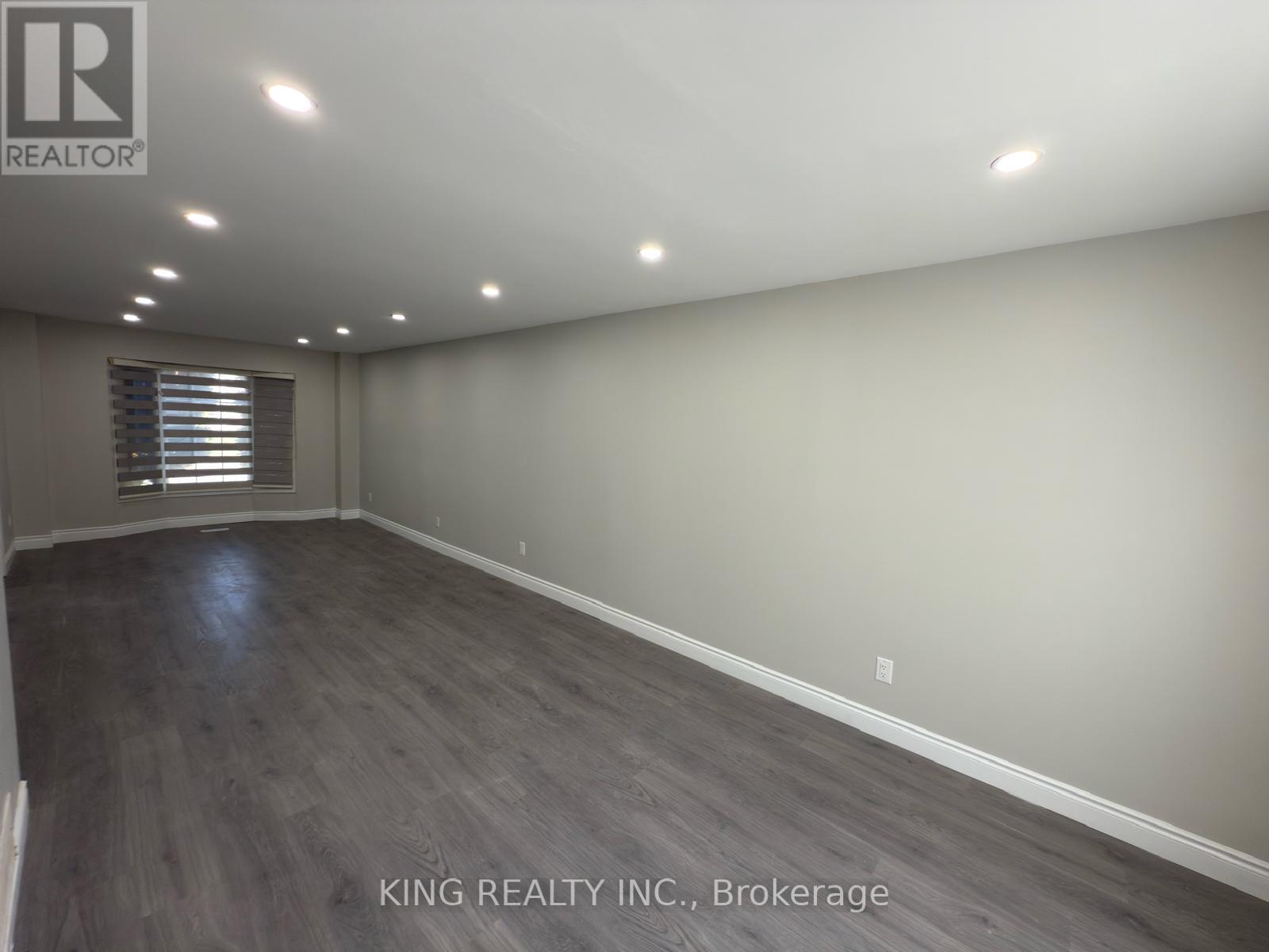 7 Clydesdale Circle, Brampton, Ontario  L6Y 3R4 - Photo 22 - W12414633