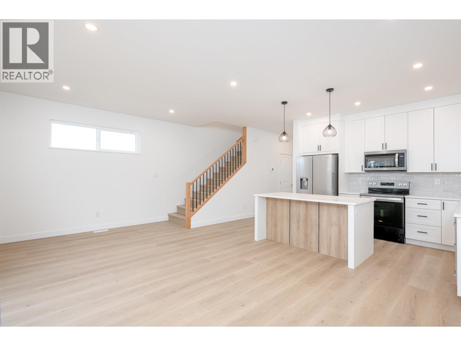 101 7785 Southridge Avenue, Prince George, British Columbia  V2N 6S4 - Photo 6 - R3037448