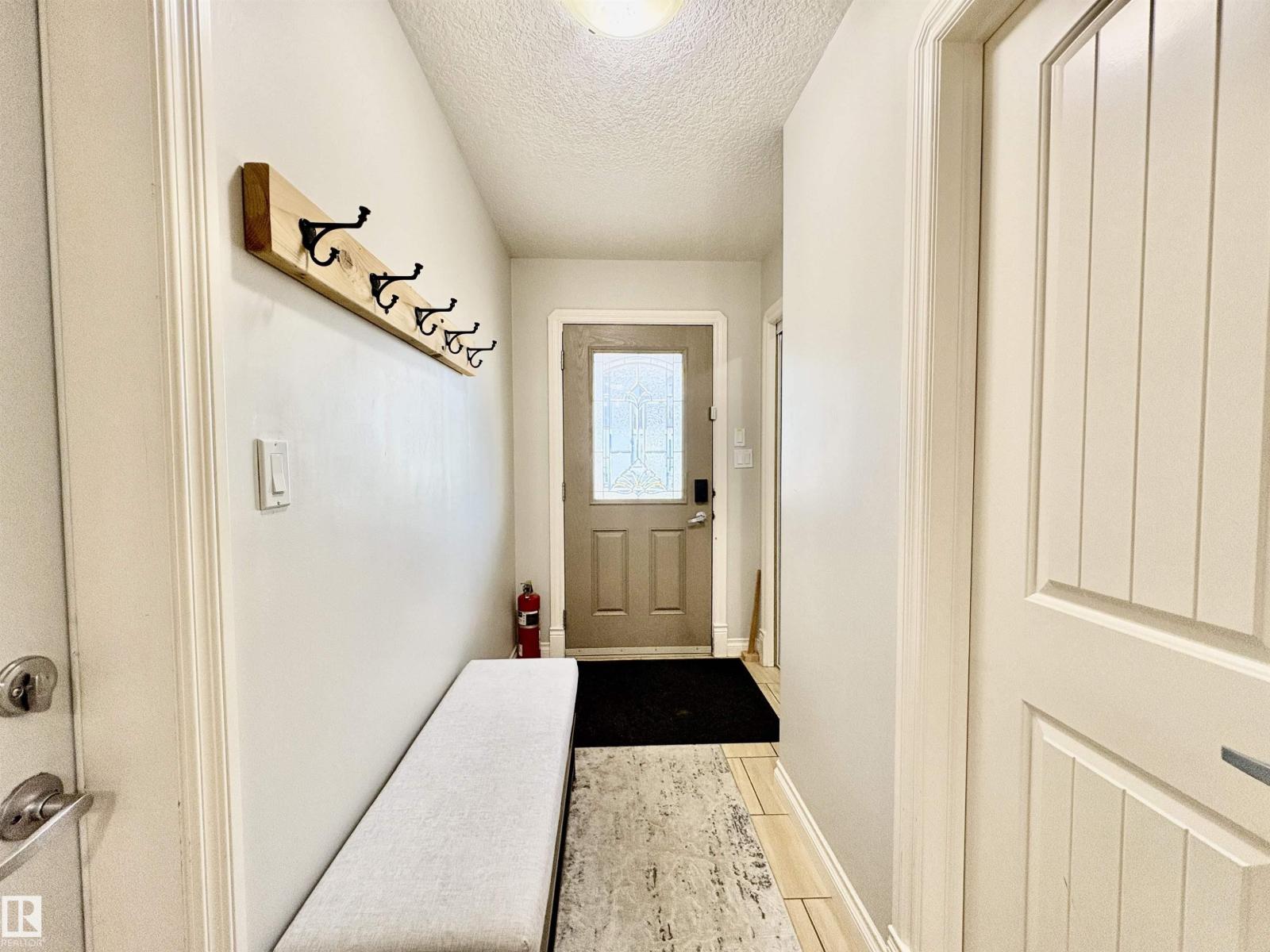 14907 109 Av Nw, Edmonton, Alberta  T5P 1M5 - Photo 4 - E4458537