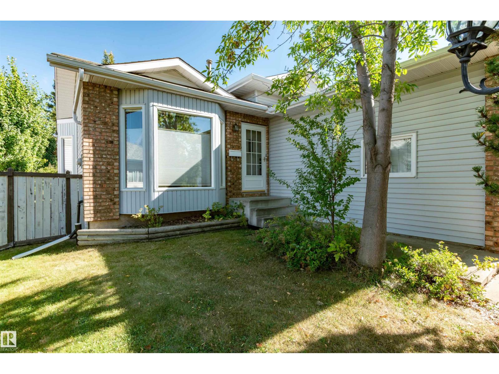 695 MEADOWVIEW DR, Sherwood Park, Alberta