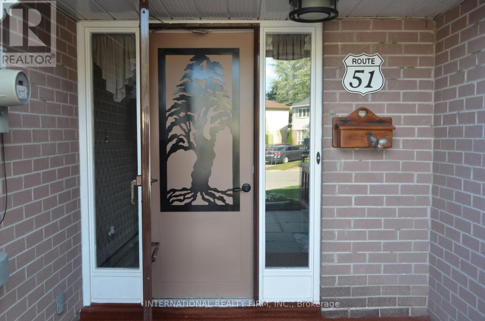 51 Peacock Boulevard, Port Hope, Ontario  L1A 2X2 - Photo 2 - X12414705