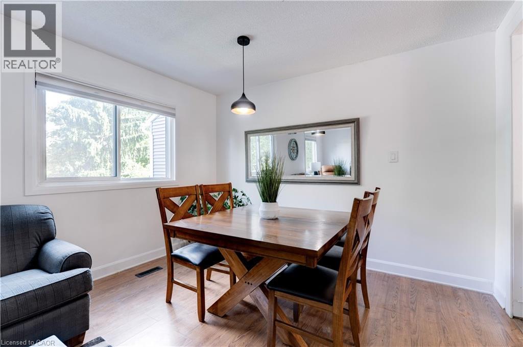 2261 Leominster Drive, Burlington, Ontario  L7P 3W8 - Photo 15 - 40771672