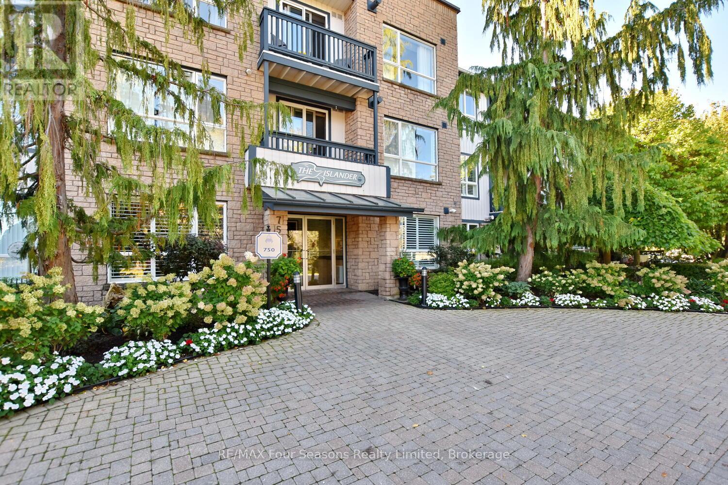 3005 - 750 Johnston Park Avenue, Collingwood, Ontario  L9Y 5C7 - Photo 4 - S12414939