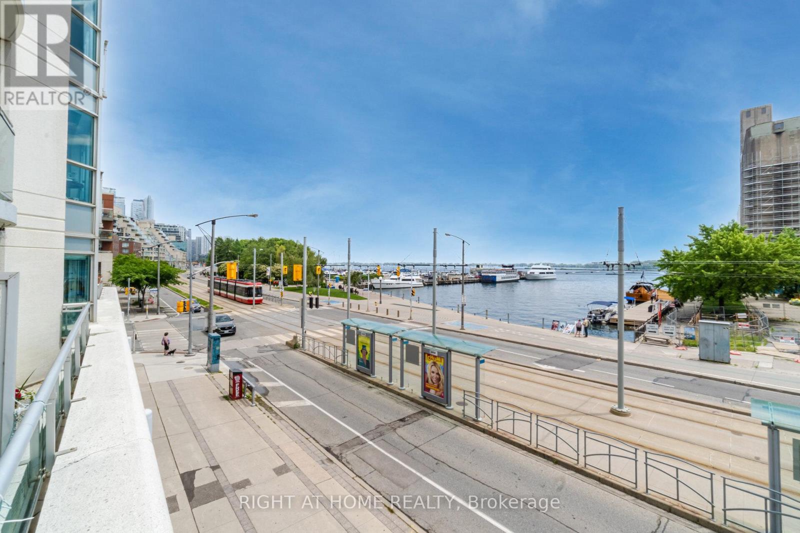 219 - 600 Queens Quay, Toronto, Ontario  M5V 3M3 - Photo 22 - C12414723