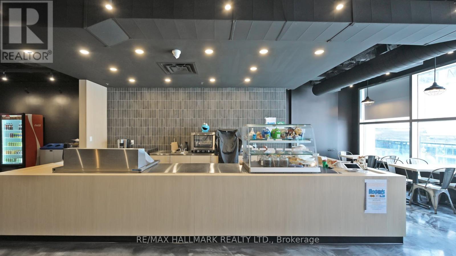 2nd Fl - 329 Yonge Street, Toronto, Ontario  M5B 1R7 - Photo 3 - C12414743