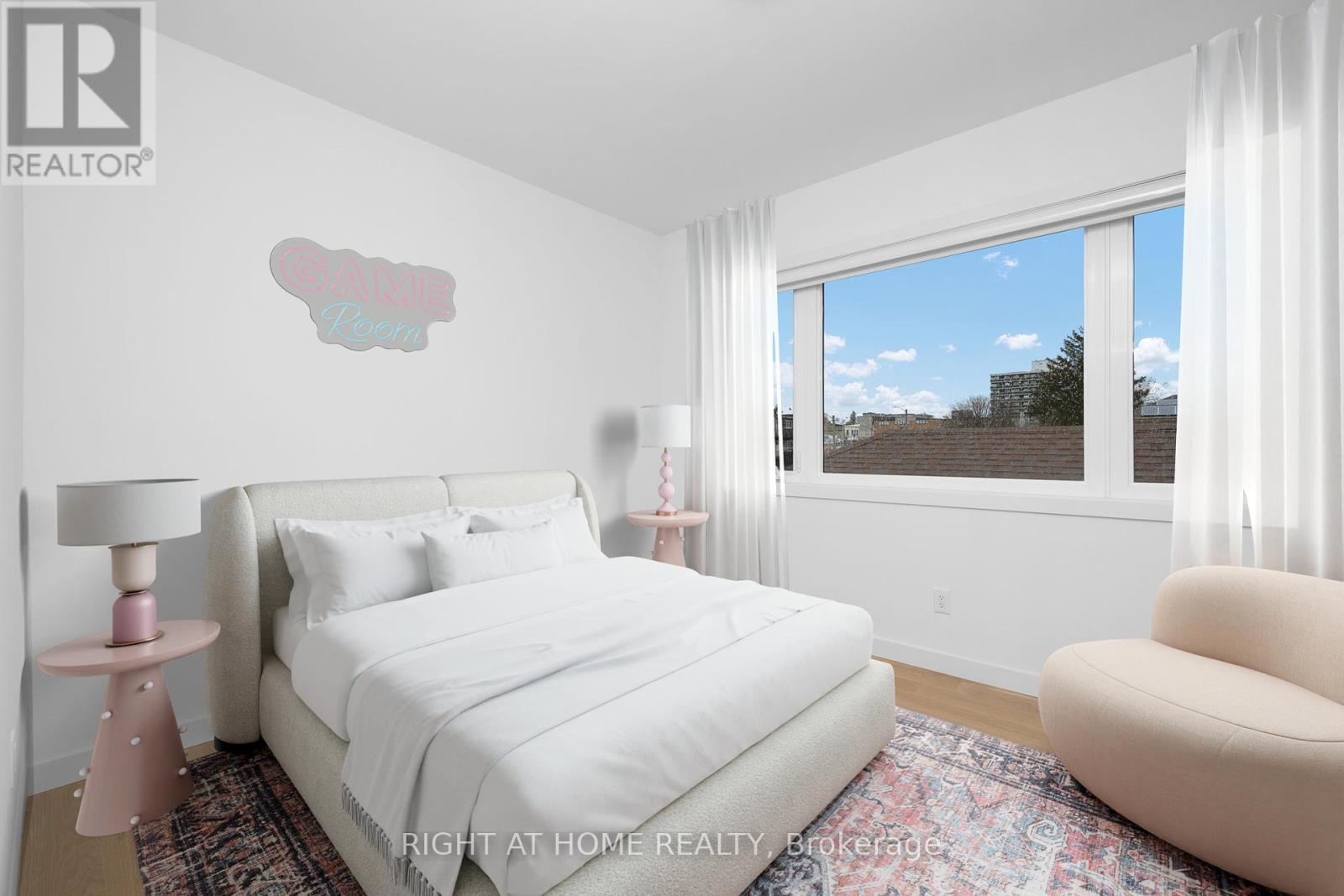 48 Lanark Avenue, Toronto, Ontario  M6C 2B4 - Photo 17 - C12414788