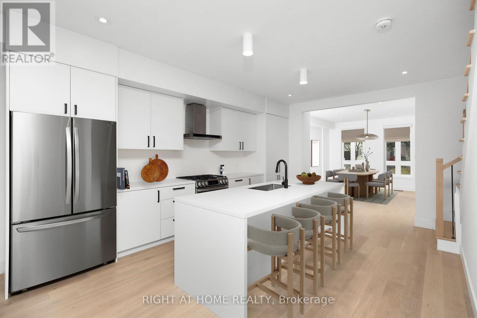 Property at 48 LANARK AVENUE image 5