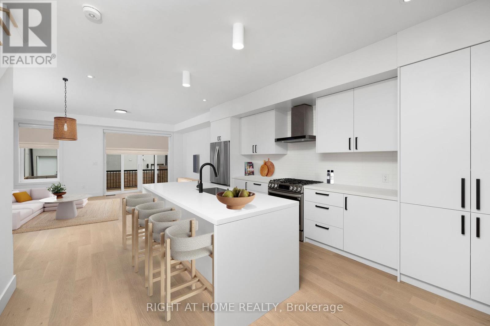 48 Lanark Avenue, Toronto, Ontario  M6C 2B4 - Photo 7 - C12414788