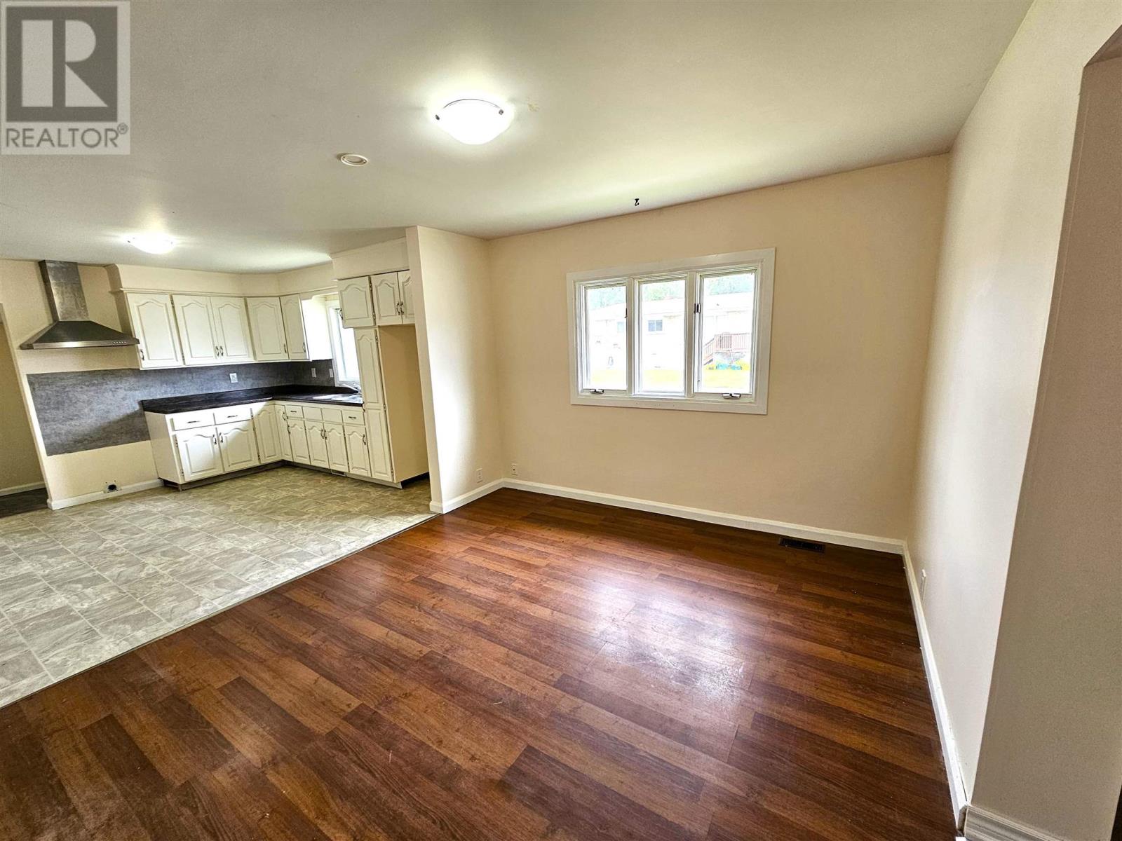 51 Pardee Ave, Sault Ste. Marie, Ontario  P6B 1V9 - Photo 5 - SM252532