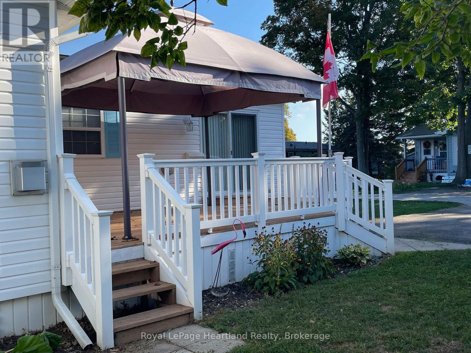 9 Algonquin Lane, Ashfield-Colborne-Wawanosh, Ontario  N7A 3Y2 - Photo 2 - X12414980
