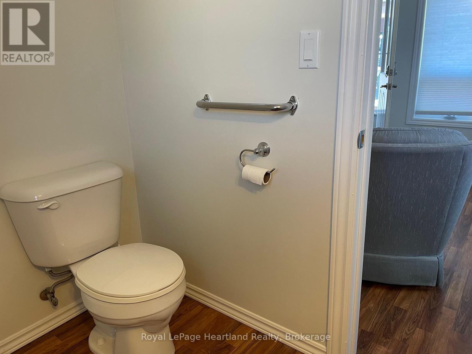 9 Algonquin Lane, Ashfield-Colborne-Wawanosh, Ontario  N7A 3Y2 - Photo 20 - X12414980