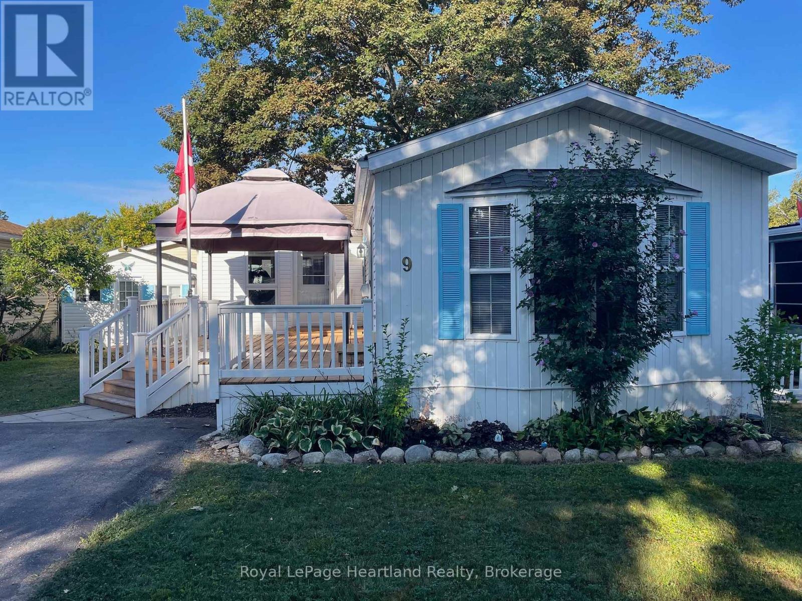 9 Algonquin Lane, Ashfield-Colborne-Wawanosh, Ontario  N7A 3Y2 - Photo 28 - X12414980