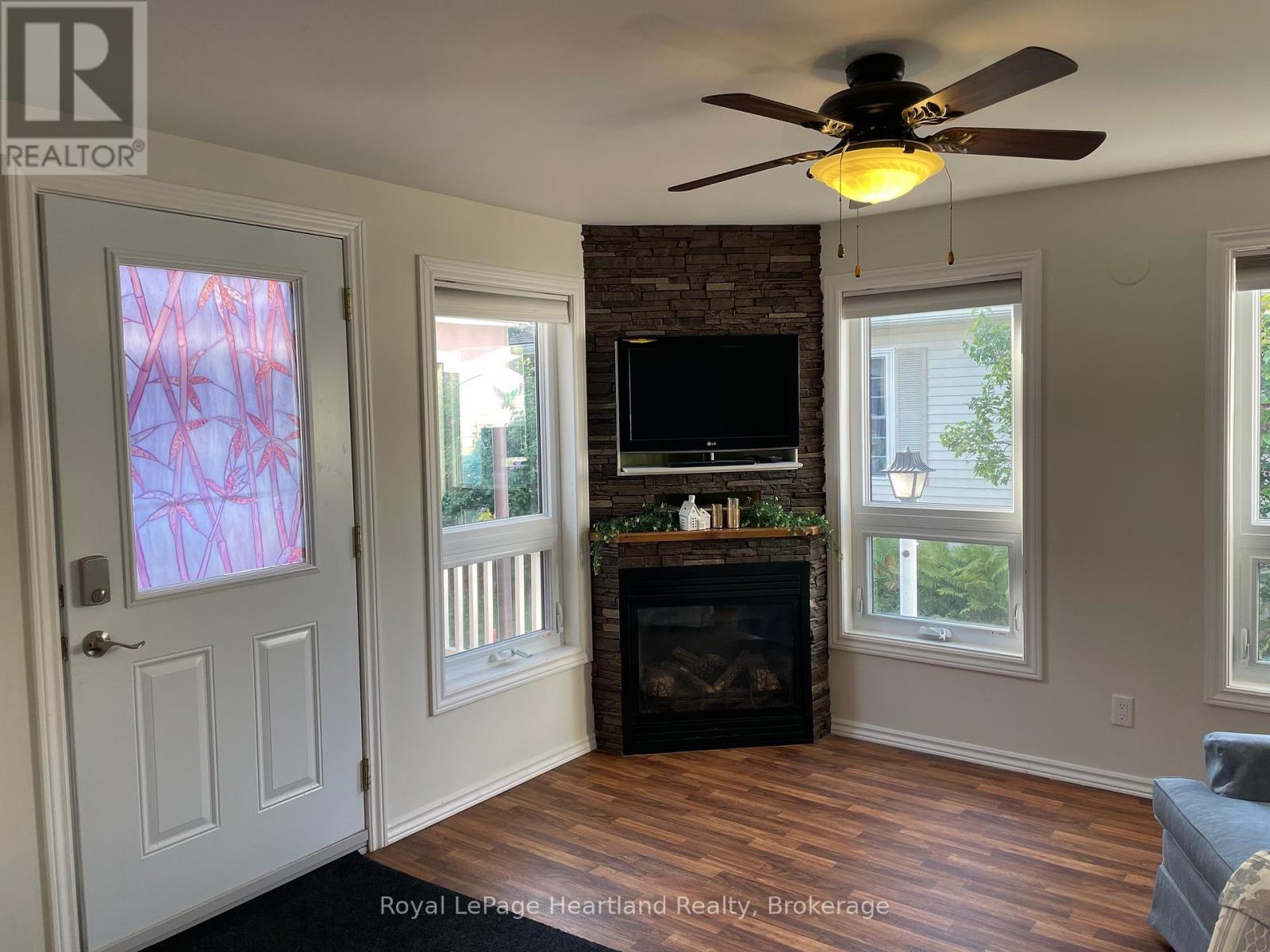 9 Algonquin Lane, Ashfield-Colborne-Wawanosh, Ontario  N7A 3Y2 - Photo 3 - X12414980