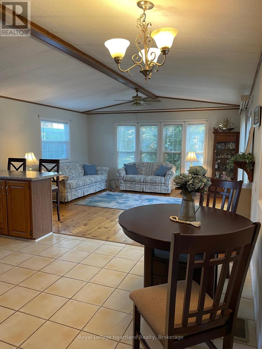 9 Algonquin Lane, Ashfield-Colborne-Wawanosh, Ontario  N7A 3Y2 - Photo 9 - X12414980