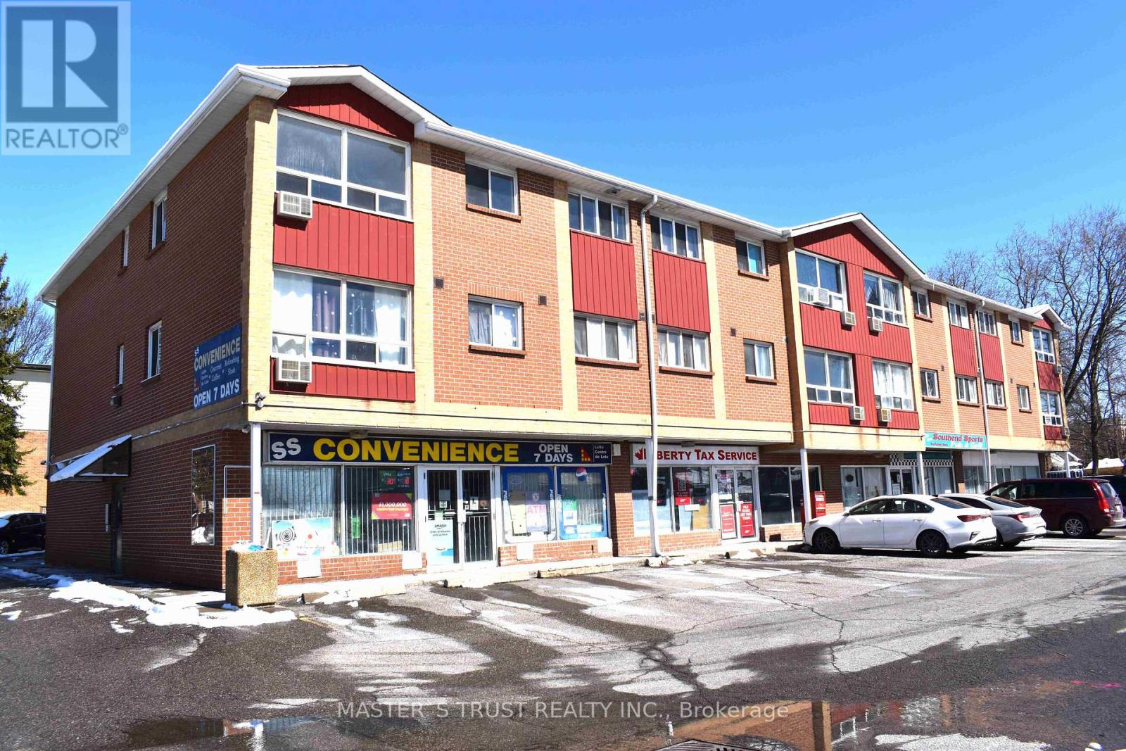 201 - 837 Simcoe Street S, Oshawa, Ontario  L1H 4K8 - Photo 1 - E12414721