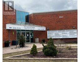 17 - 850 TAPSCOTT ROAD, Toronto, Ontario