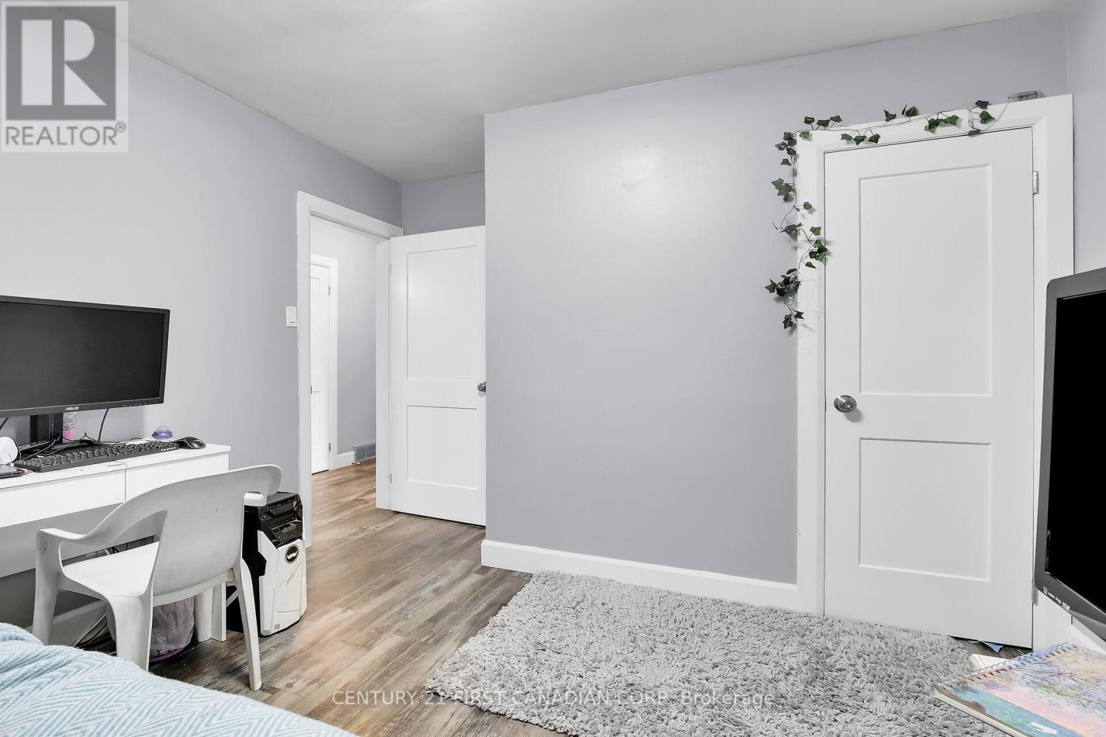 454 Salisbury Street, London East, Ontario  N5Y 3B2 - Photo 16 - X12414906