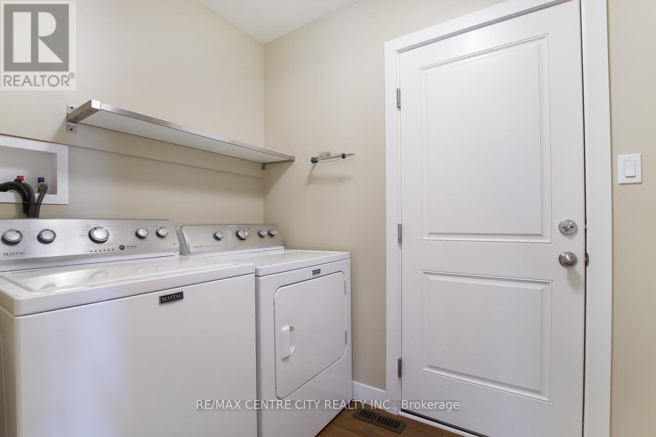 178 Emery Street, Central Elgin, Ontario  N5L 0A7 - Photo 11 - X12414959