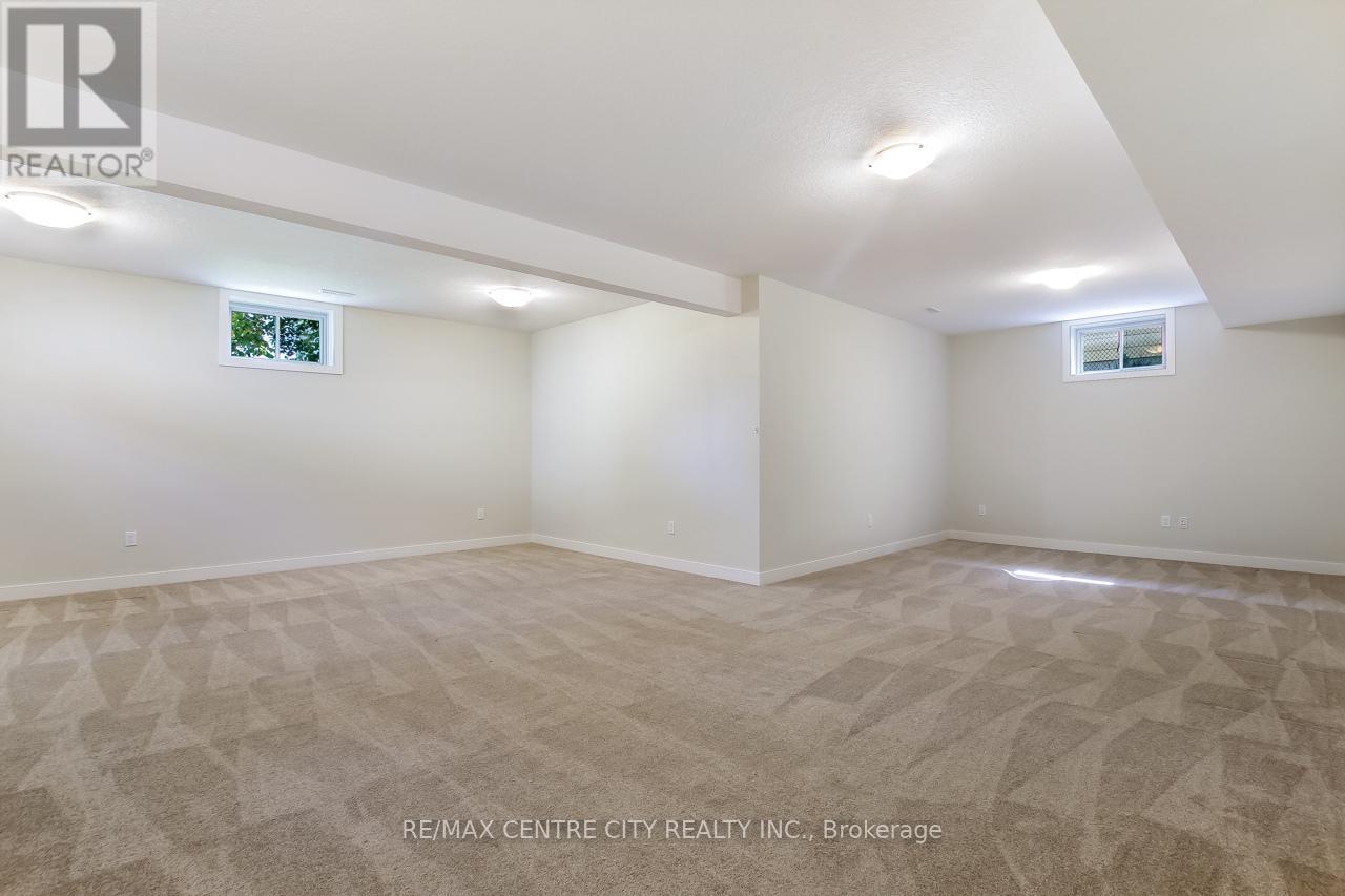 178 Emery Street, Central Elgin, Ontario  N5L 0A7 - Photo 18 - X12414959