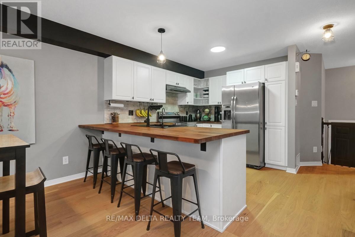 244 Parkrose Private, Ottawa, Ontario  K4A 0N8 - Photo 4 - X12414915