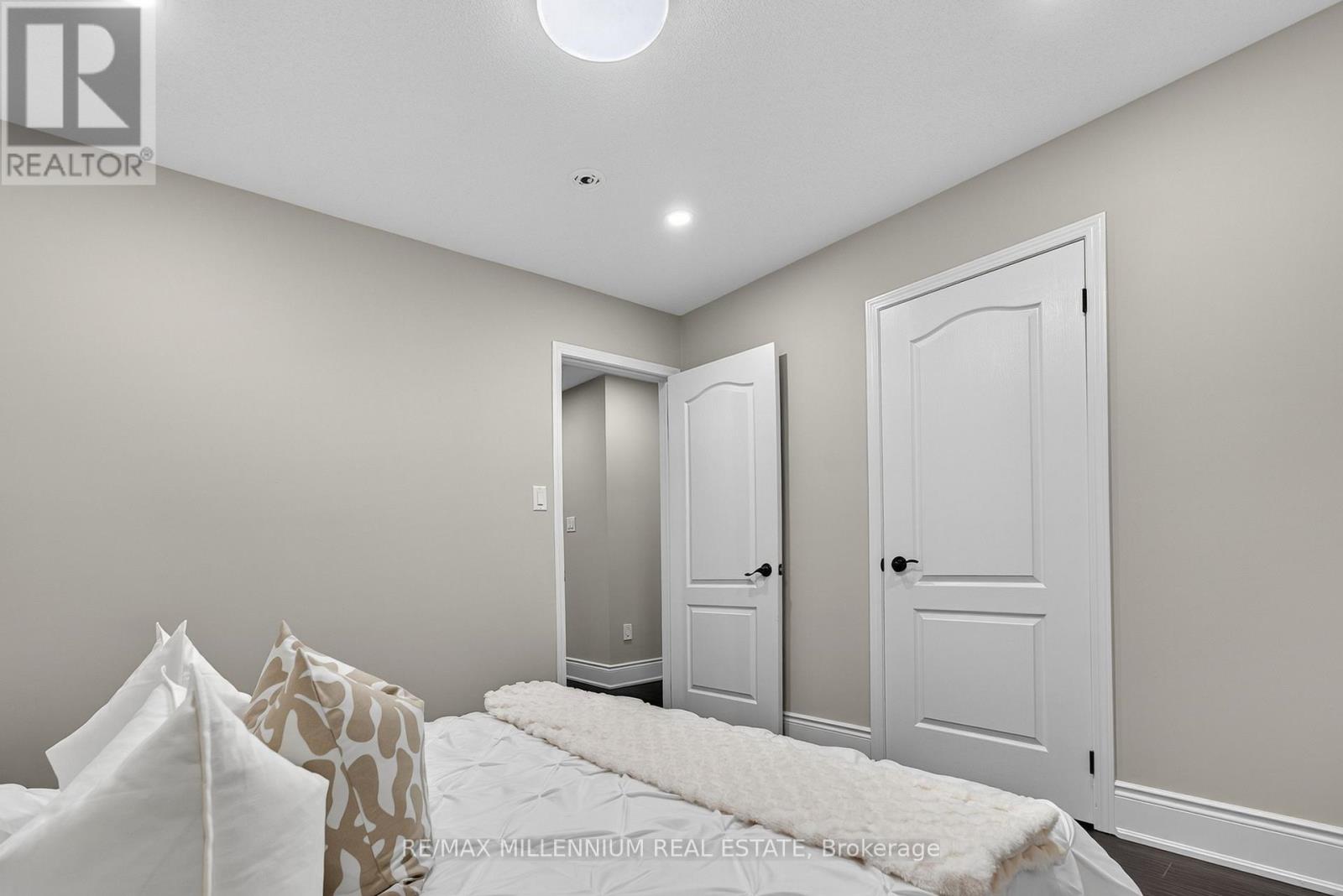 66 Armstrong Crescent, Bradford West Gwillimbury, Ontario  L3Z 0L2 - Photo 35 - N12414726