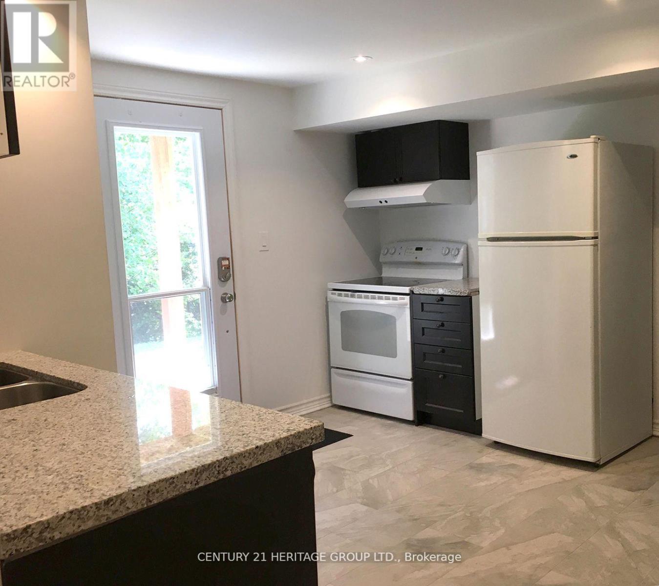 Bsmt - 10 Mcclenny Drive, Aurora (Aurora Highlands), Ontario  L4G 5P9 - Photo 7 - N12414812