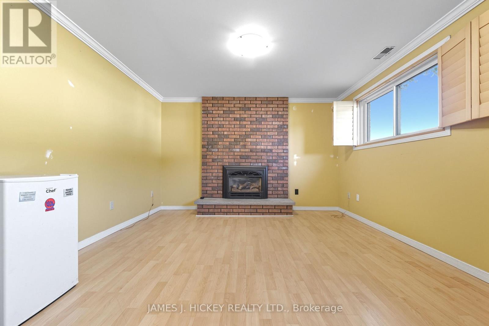 119 Frontenac Crescent, Deep River, Ontario  K0J 1P0 - Photo 32 - X12414977