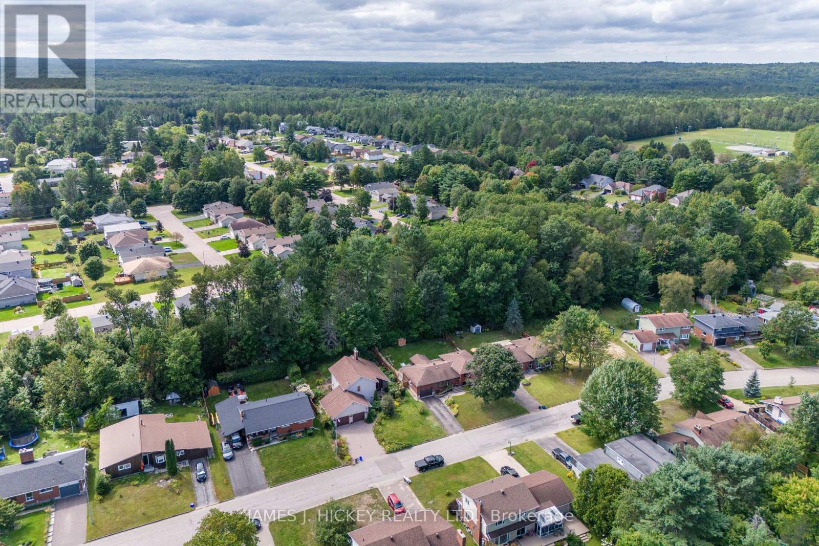 119 Frontenac Crescent, Deep River, Ontario  K0J 1P0 - Photo 42 - X12414977