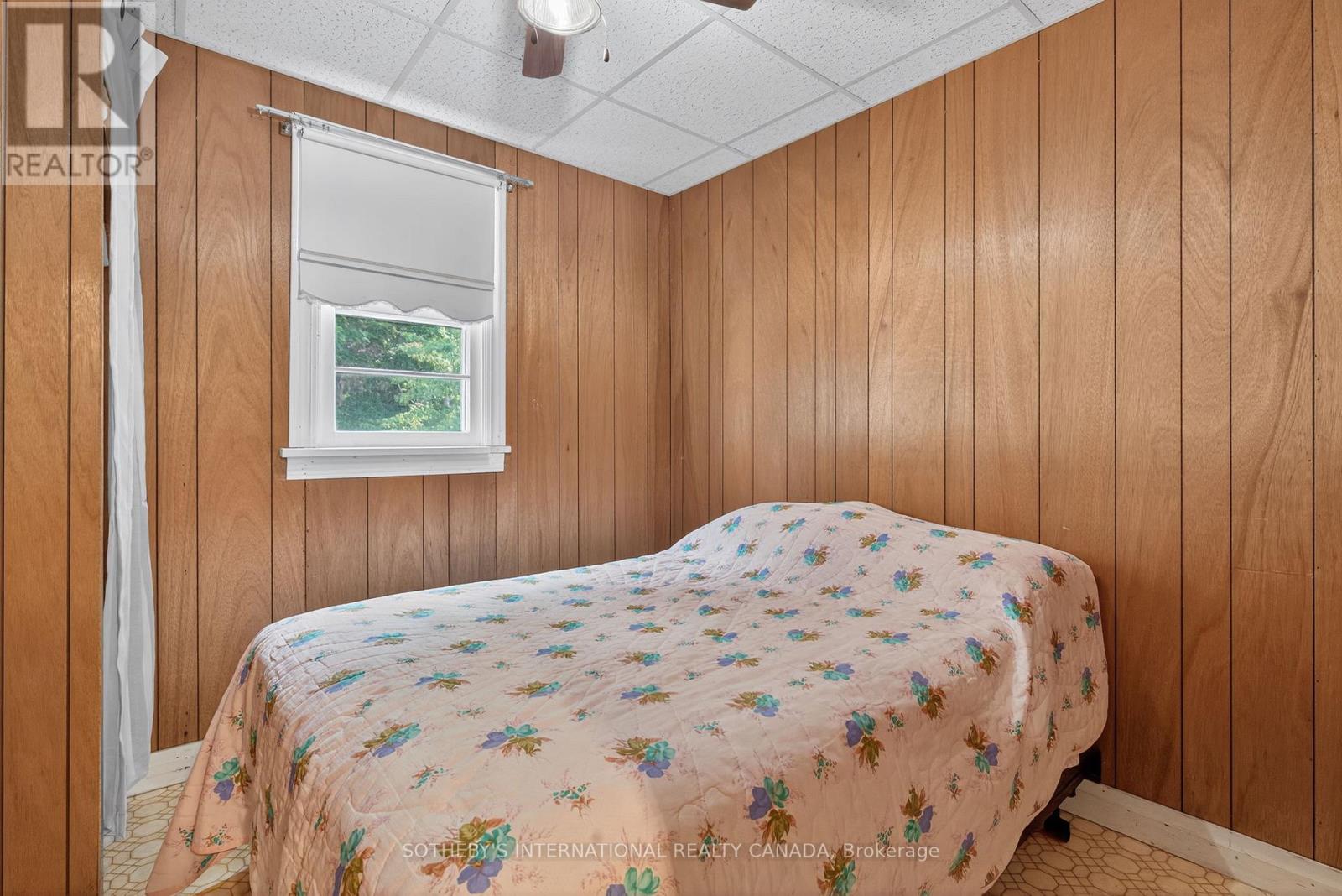 37 Park Road, Tiny, Ontario  L0L 1P1 - Photo 16 - S12414804