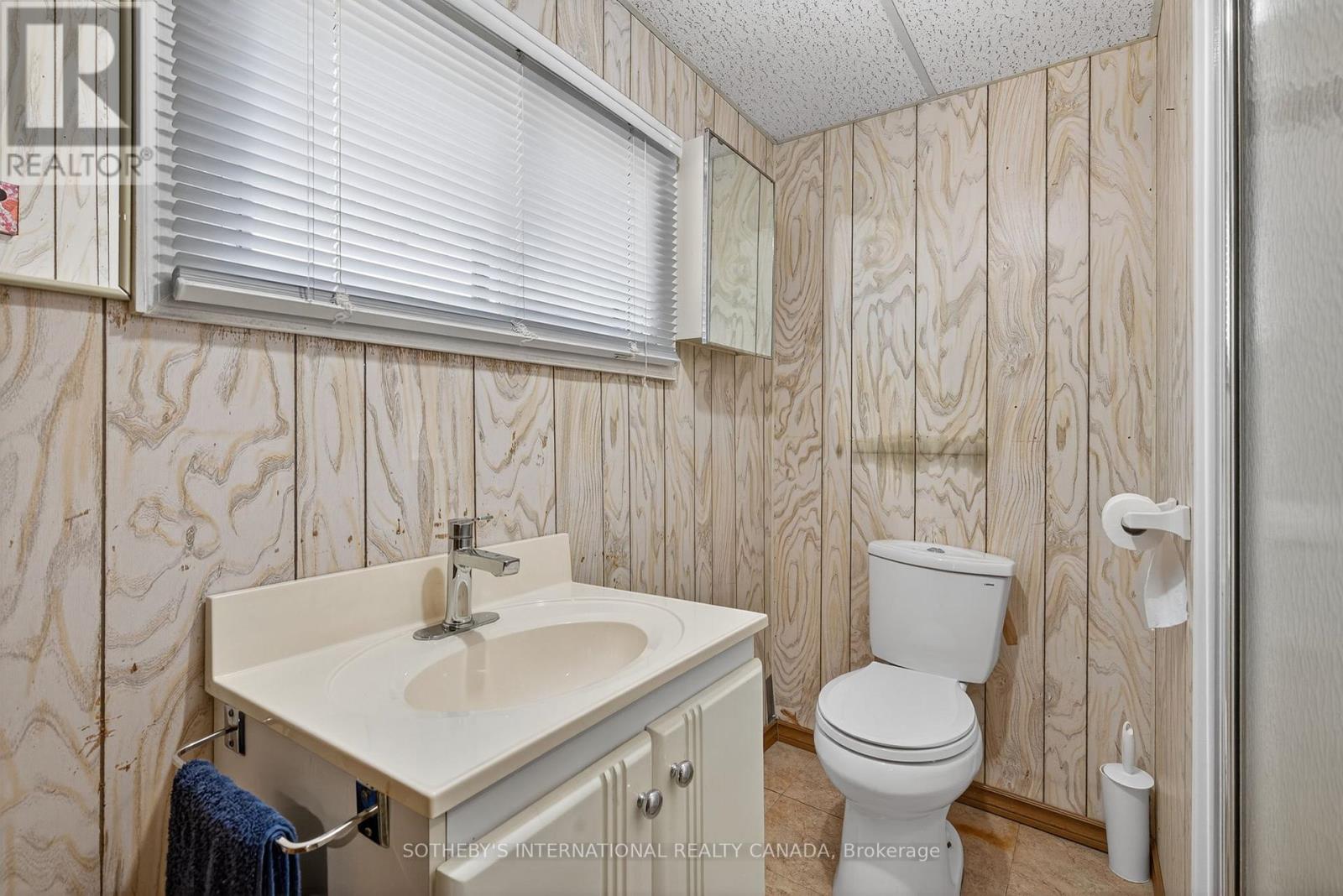 37 Park Road, Tiny, Ontario  L0L 1P1 - Photo 19 - S12414804