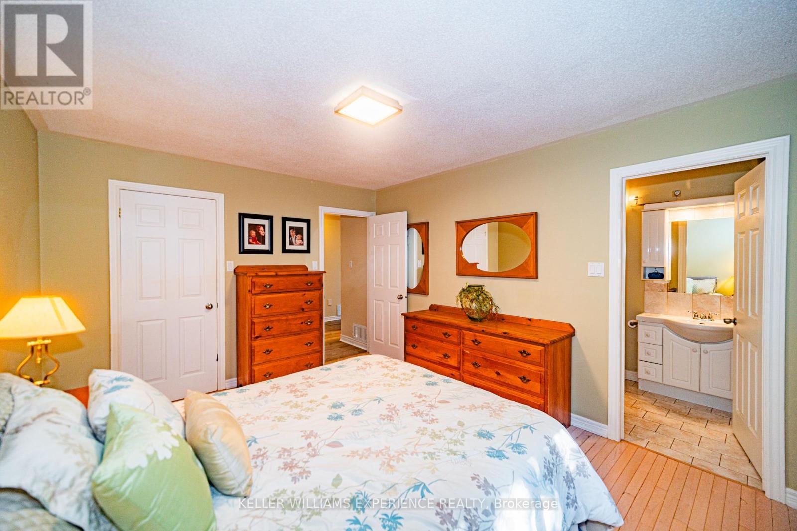 8 Kell Place, Barrie, Ontario  L4N 9K3 - Photo 18 - S12414862