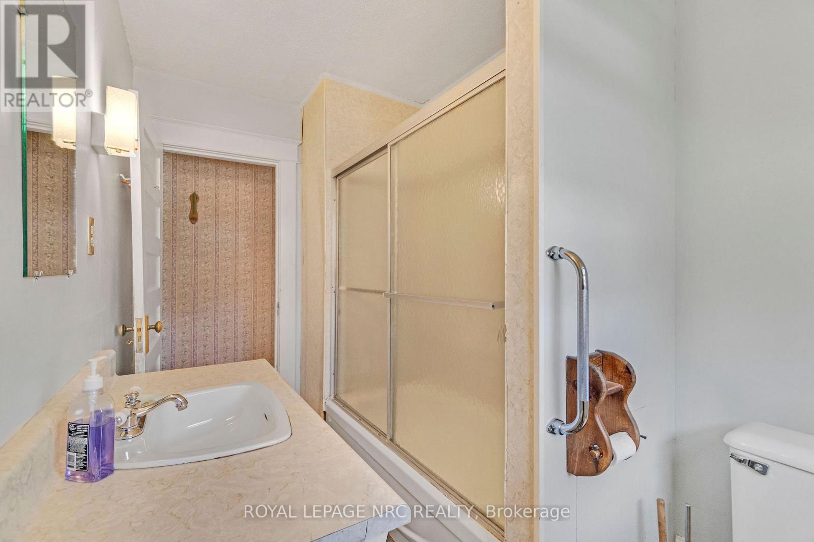 6511 Riall Street, Niagara Falls, Ontario  L2J 1Z4 - Photo 16 - X12414925